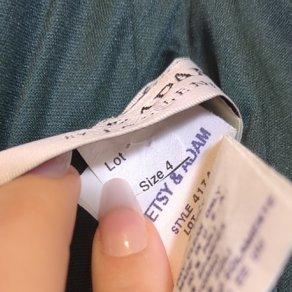 Betsy & Adam by Jaslene green velvet sleeveless square neck maxi dress - Picture 10 of 11